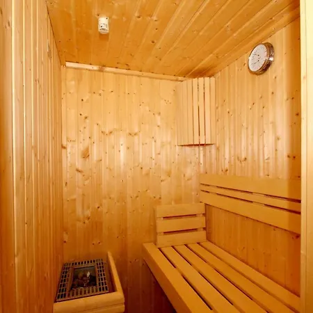 Antje 10 Mit Gratis Sauna- Und Schwimmbadnutzung Im Ahoi Sellin