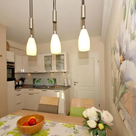 Antje 10 Mit Gratis Sauna- Und Schwimmbadnutzung Im Ahoi Sellin Lägenhet *